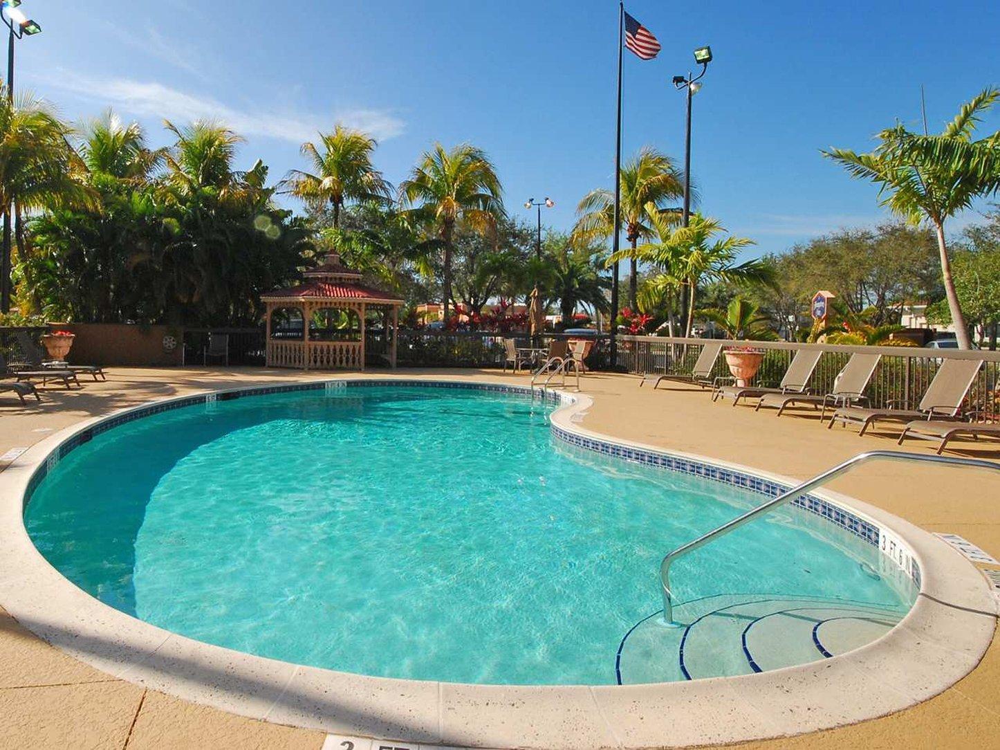 Hampton Inn Fort Myers-Airport & I-75 Exterior photo